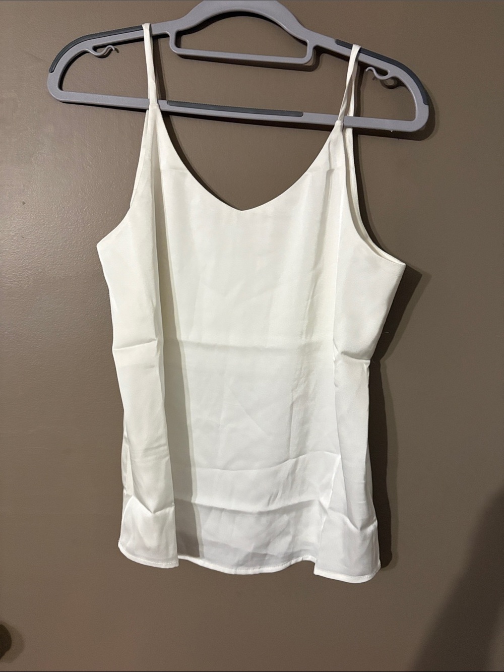 Zenana Outfitters White V-Neck Spaghetti Strap Camisole